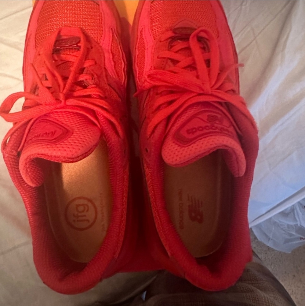 New Balance 990v6 Jfg Red Sneakers